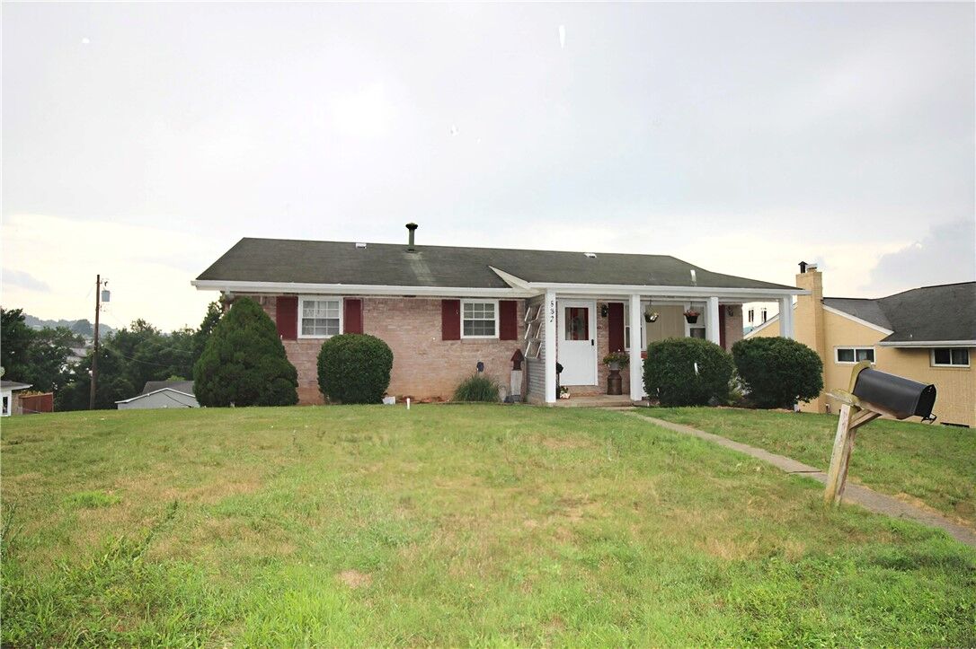 Property Photo: 832 Walnut St PA 15033
