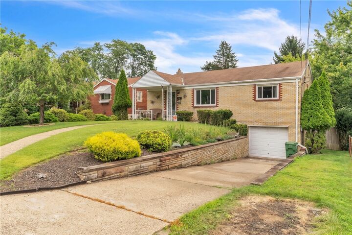 Property Photo: 3347 Sycamore Dr PA 15234