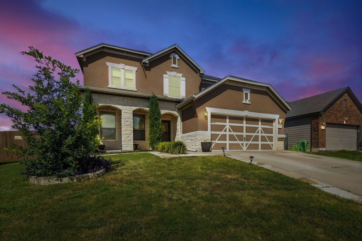 Property Photo: 12508 Franklin D Roosevelt Street TX 78653