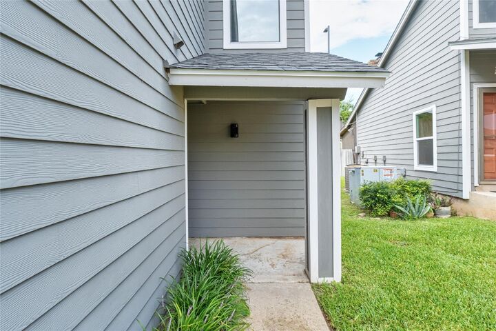 Property Photo: 7209 Coronado Circle TX 78752