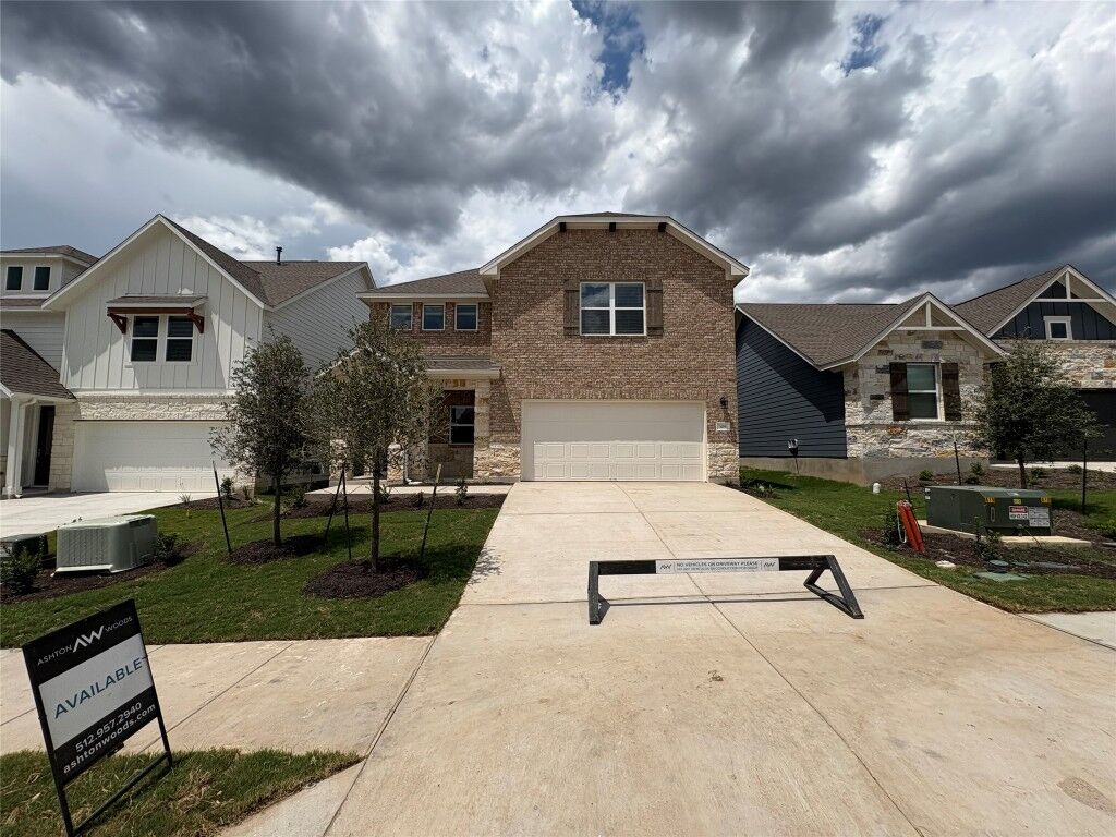 Property Photo:  309 Wrangell Way  TX 78620 