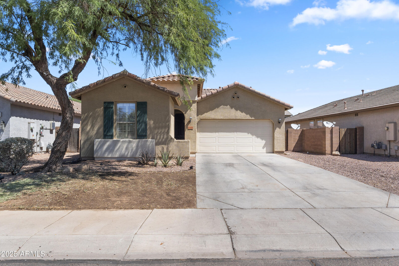 Property Photo:  7428 W Fawn Drive  AZ 85339 