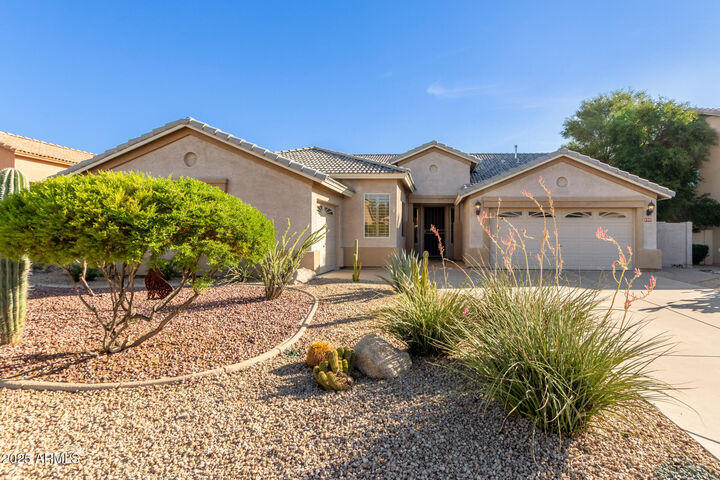 Property Photo:  6807 W El Cortez Place  AZ 85383 