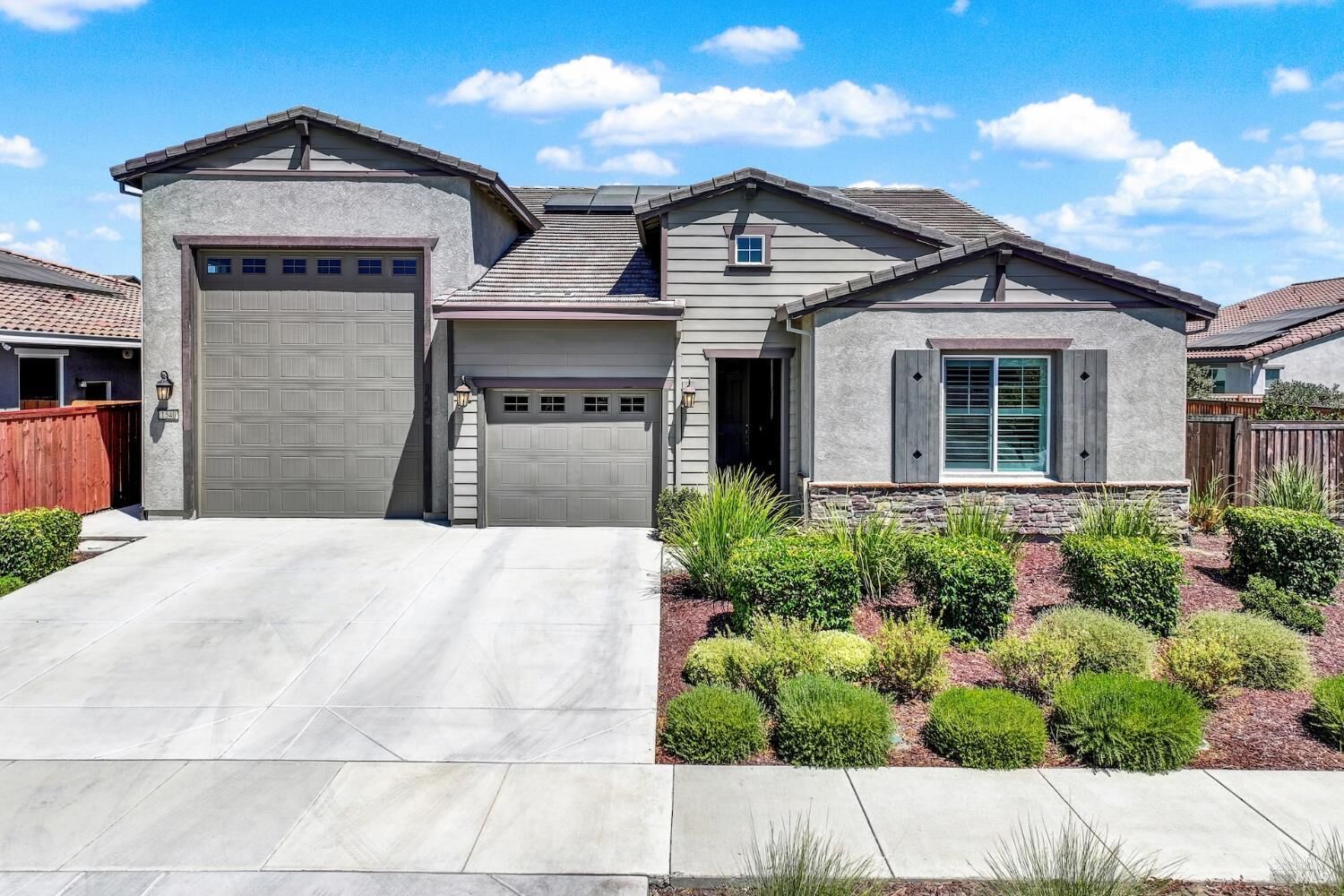 Property Photo:  1540 Blossom Way  CA 95620 