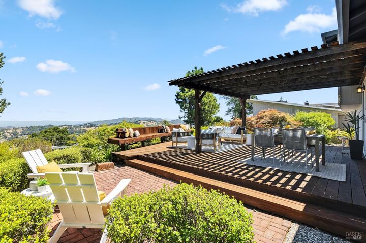 Property Photo:  201 Oak Springs Drive  CA 94960 