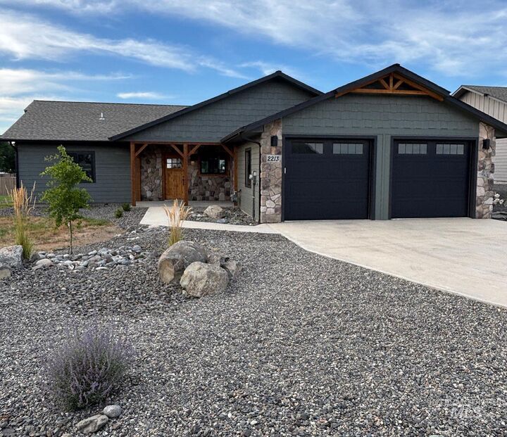 2213 Powers Drive  Lewiston ID 83501 photo