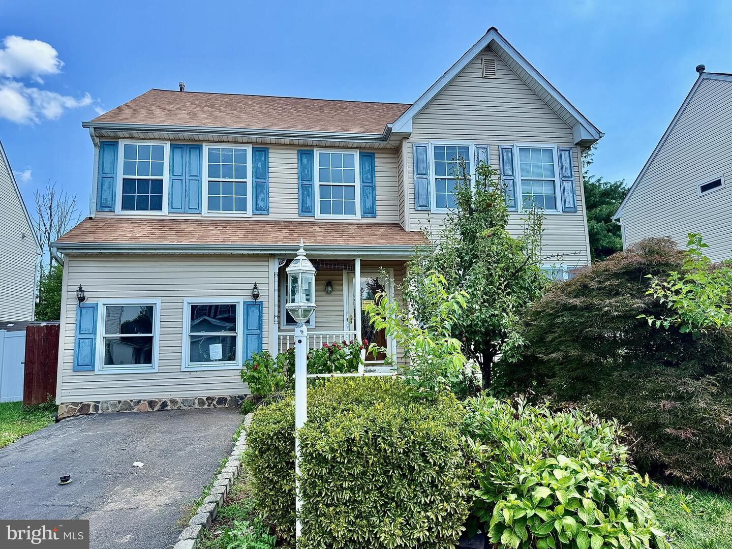 Property Photo:  1068 Freedom Court  PA 18951 