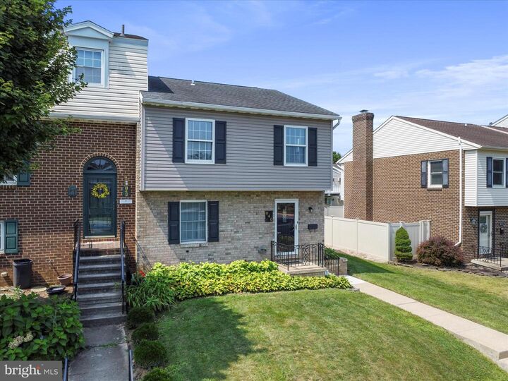 Property Photo: 840 Woodlawn Drive PA 17201