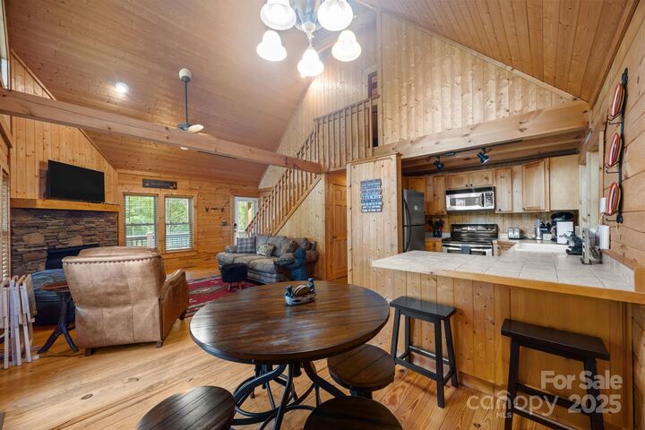 Property Photo:  664 Sweetbriar Road S 41  NC 28746 