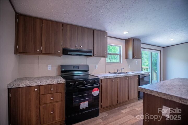 Property Photo: 1455 Newfound Road NC 28748