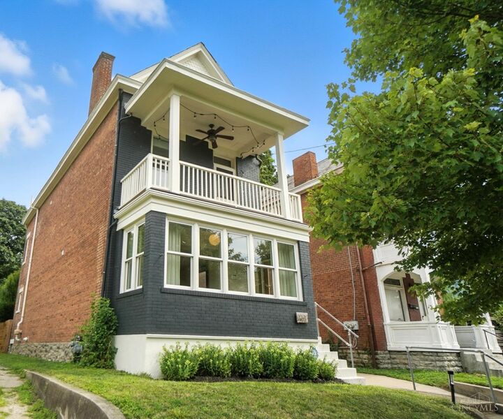 Property Photo:  1408 Chase Avenue  OH 45223 