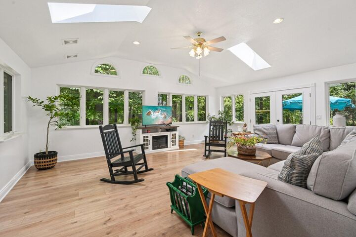 Property Photo:  1782 Cumberland Crest  OH 43056 