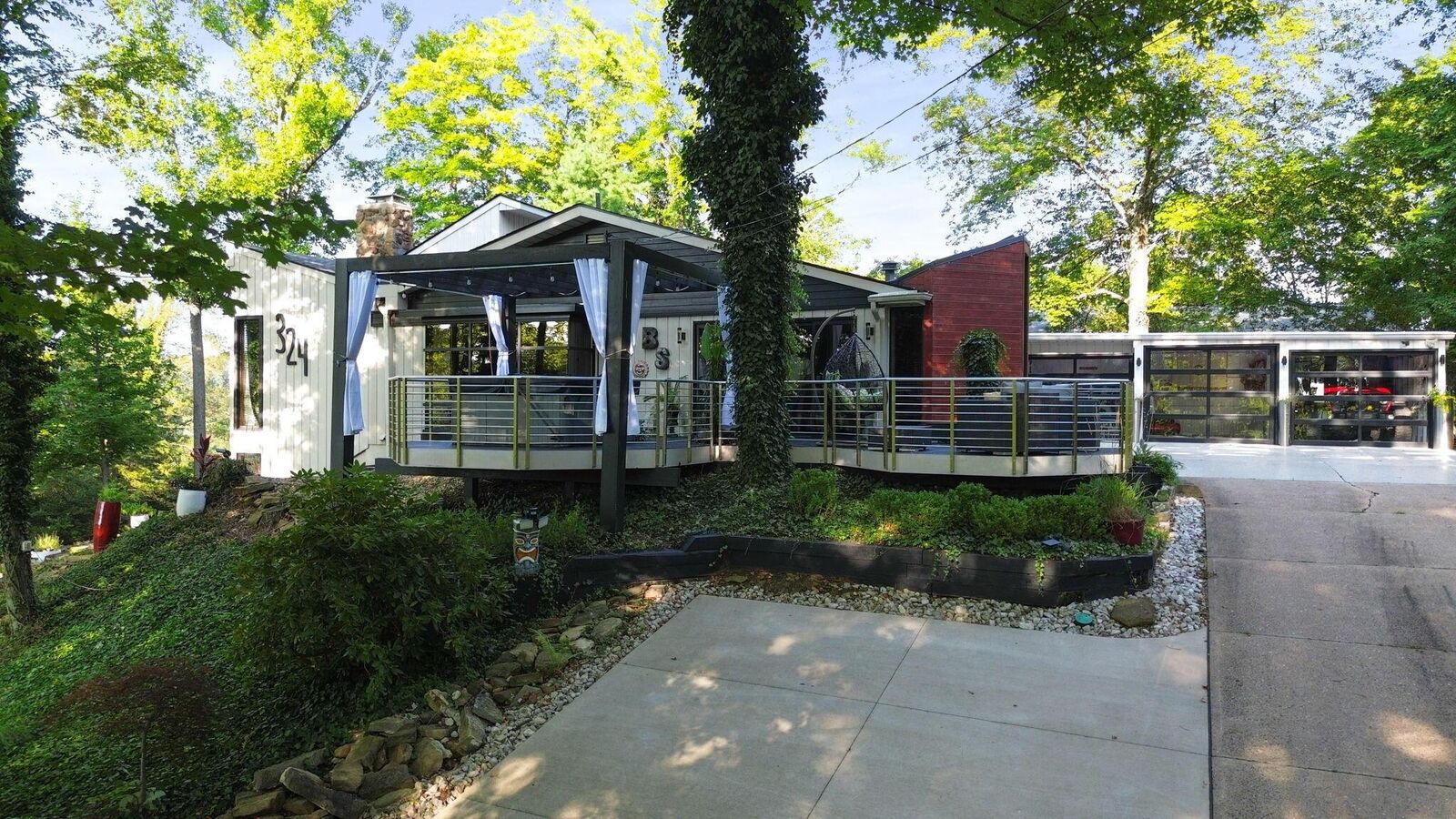 Property Photo:  324 Mt Parnassus Drive  OH 43023 