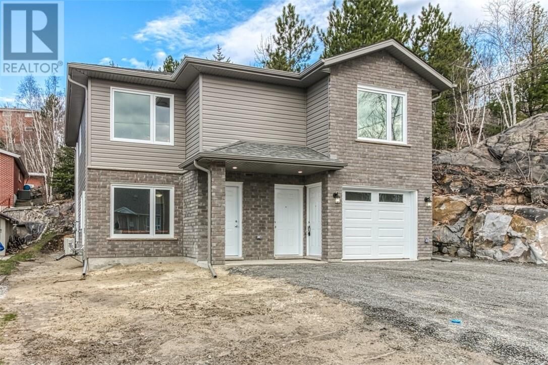 Property Photo:  115 Parkwood Street  ON P3A 0C4 