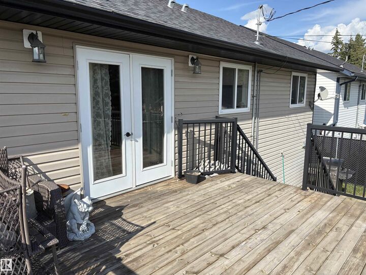 Property Photo: 4437 53 Avenue AB T0A 3A3