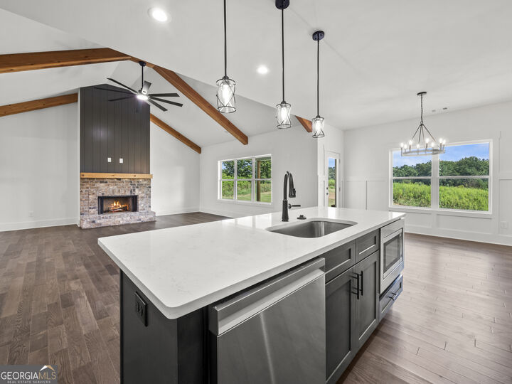 Property Photo: 323 Sweetgrass Drive GA 30535