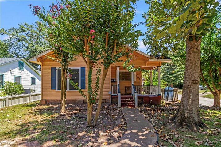 Property Photo:  301 Percy Street  LA 71457 
