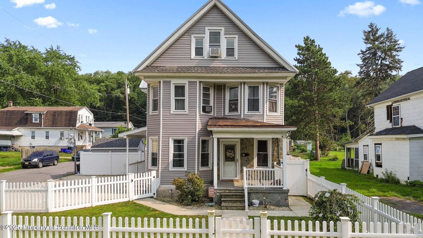 Property Photo: 807 N Main Street PA 18642