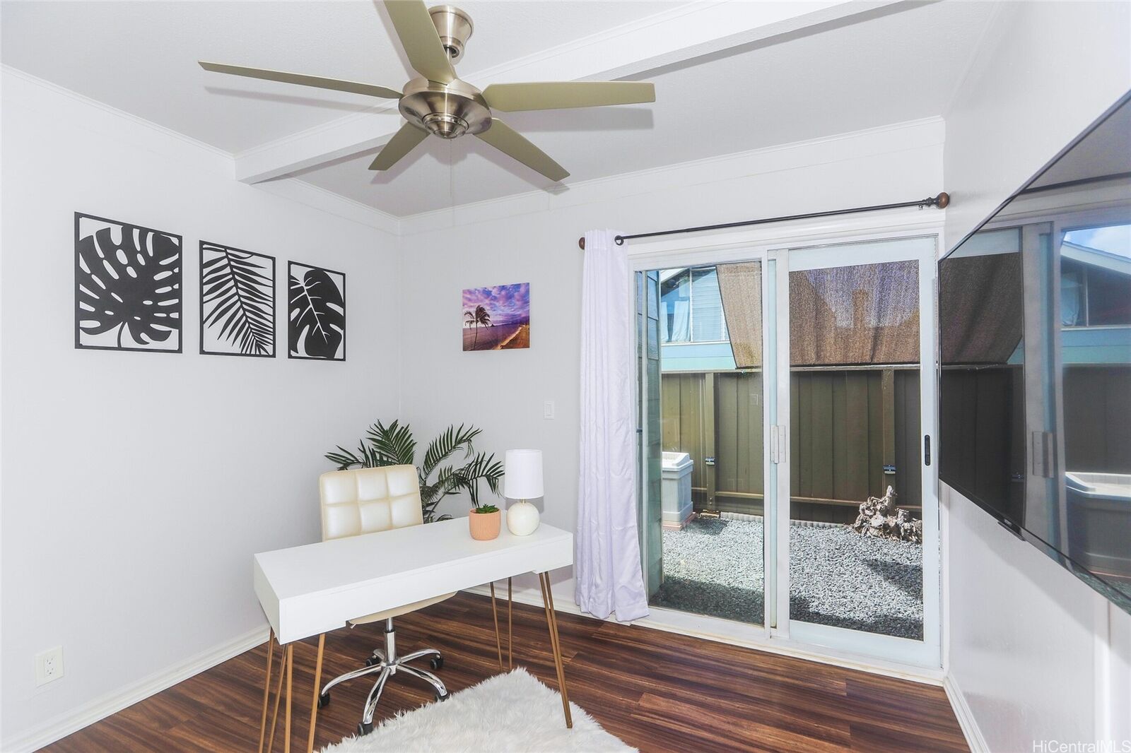 Property Photo:  94-559 Makohilani Street 1071  HI 96789 