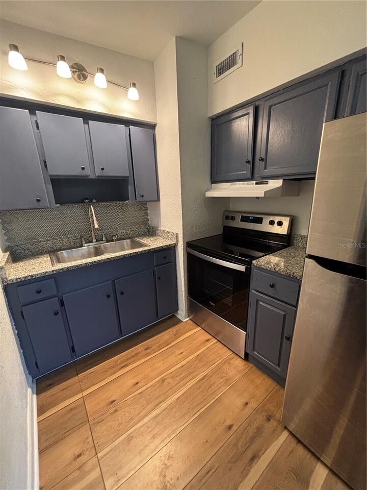 Property Photo:  5551 Verbena Road  FL 32209 