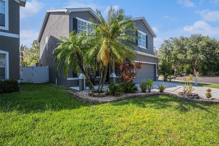 Property Photo: 12507 Bay Branch Court FL 33635