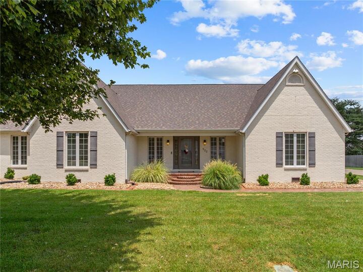 522 Tanglewood Avenue  Sikeston MO 63801 photo
