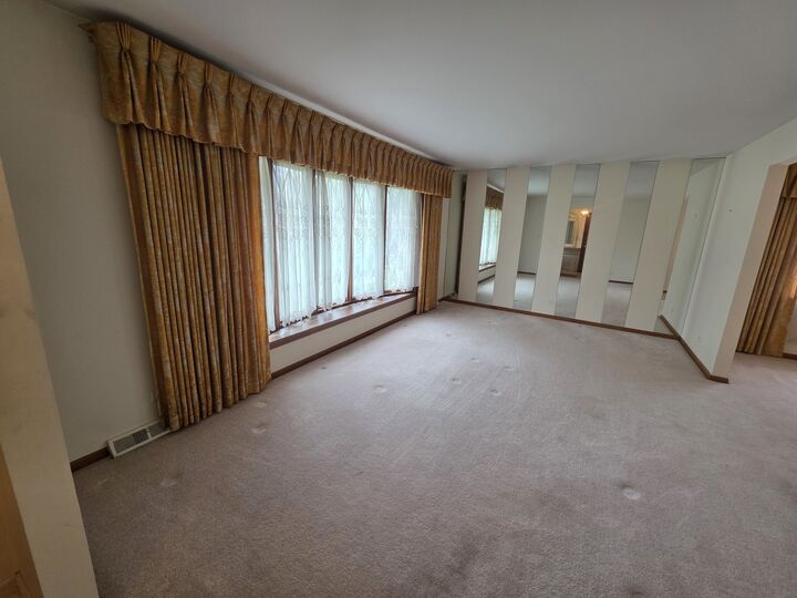Property Photo:  7725 Sawyer Road  IL 60561 
