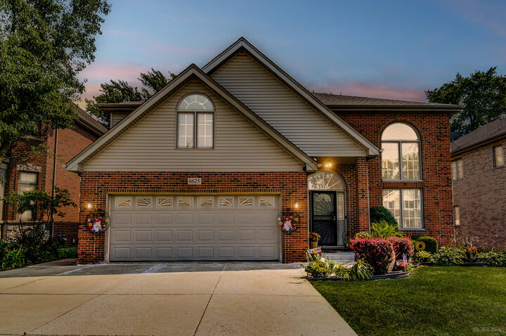Property Photo: 6625 W 91st Place IL 60453