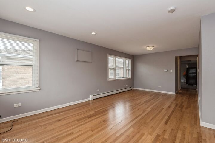Property Photo:  2605 N 72nd Court 3  IL 60707 