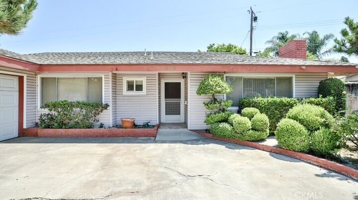 Property Photo:  830 Delphine Place  CA 92833 