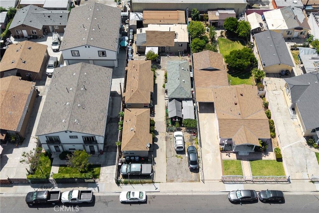 Property Photo: 723 S Kern Avenue CA 90022