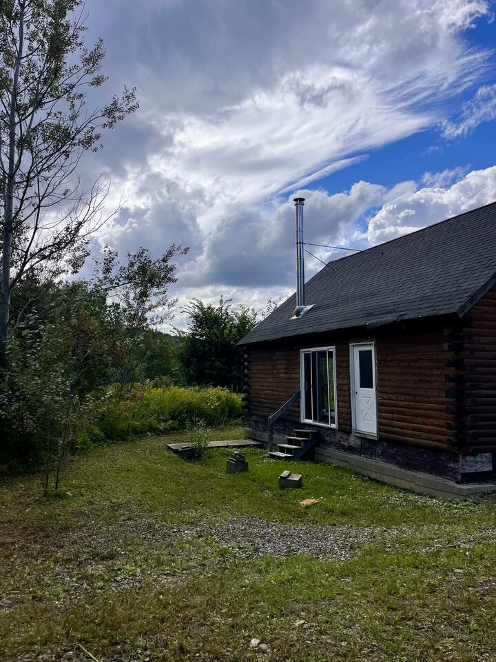 Property Photo: 2048 County Road ME 04761