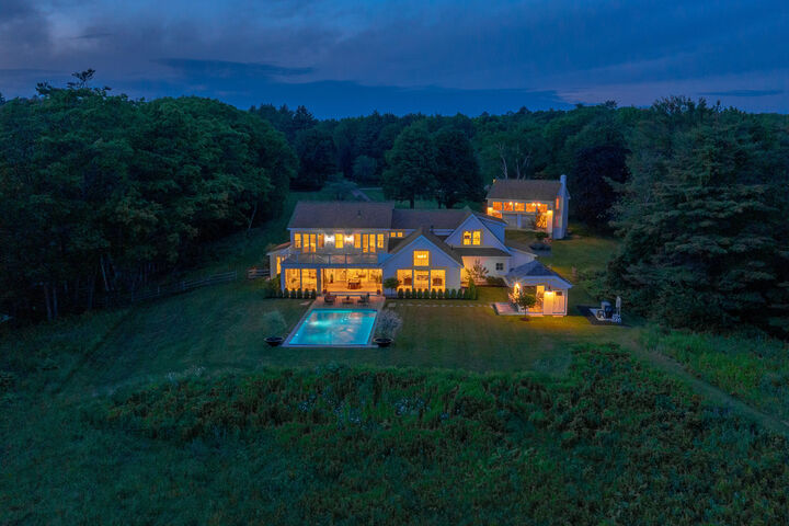 Property Photo:  51 Meeting House Farms Road  ME 04096 