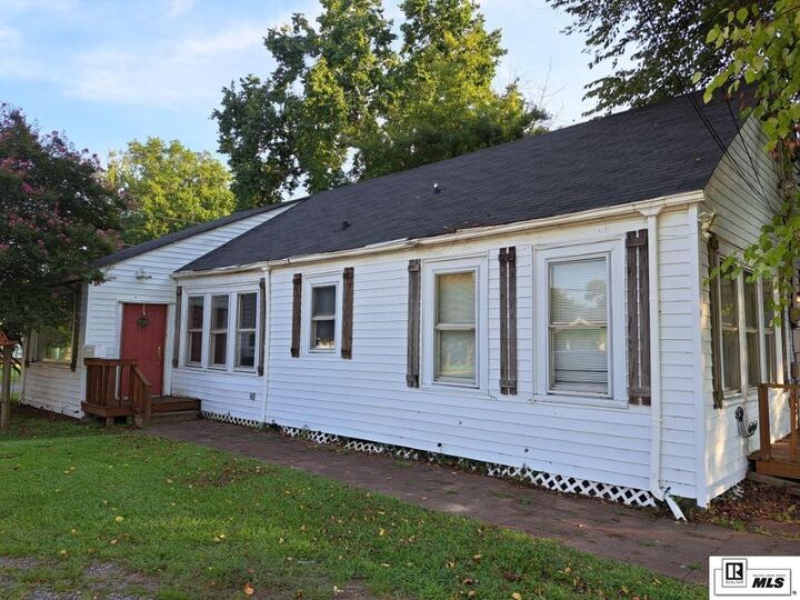 Property Photo:  611 Bres Avenue  LA 71201 
