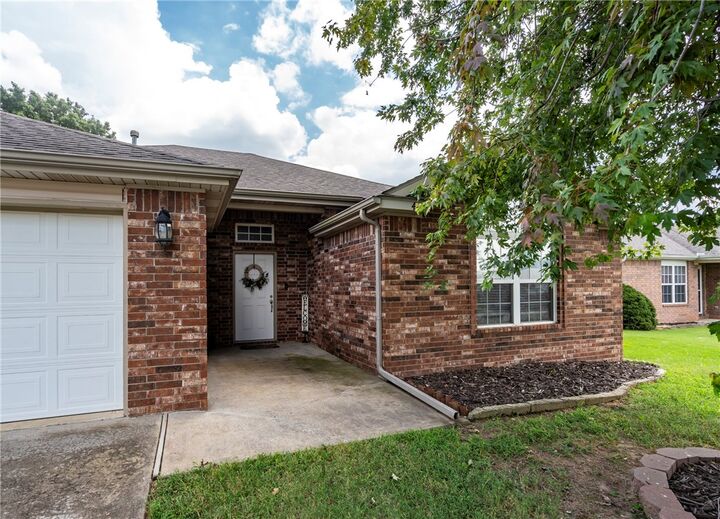 4002 SW Hansom Loop  Bentonville AR 72712 photo