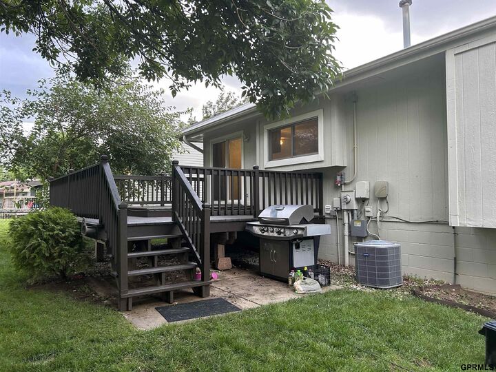 Property Photo:  6335 N 115th Avenue Circle  NE 68164-1423 