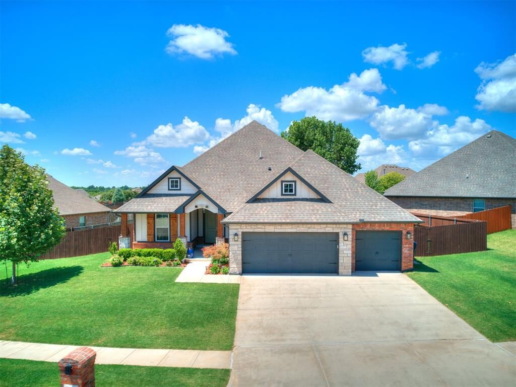 Property Photo: 19533 Millstone Crossing Drive OK 73012
