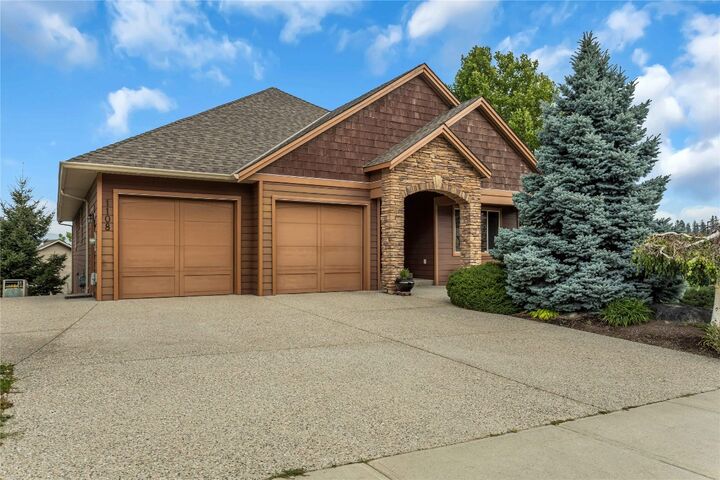 1108 Arbor View Drive  Kelowna BC V1W 4X1 photo