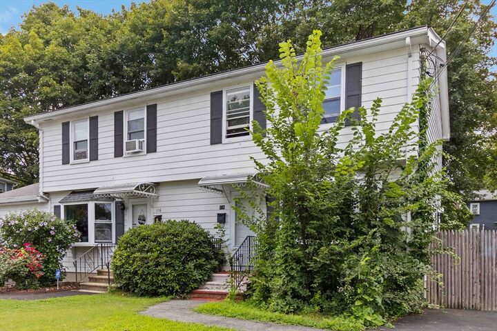 114 Henshaw St  Worcester MA 01603 photo