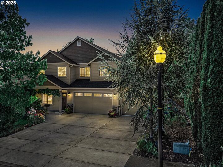 12015 NE 16th St  Vancouver WA 98684 photo