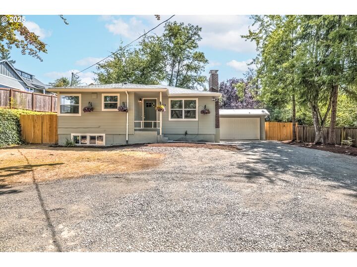 Property Photo: 6574 SW Florence Ln OR 97223