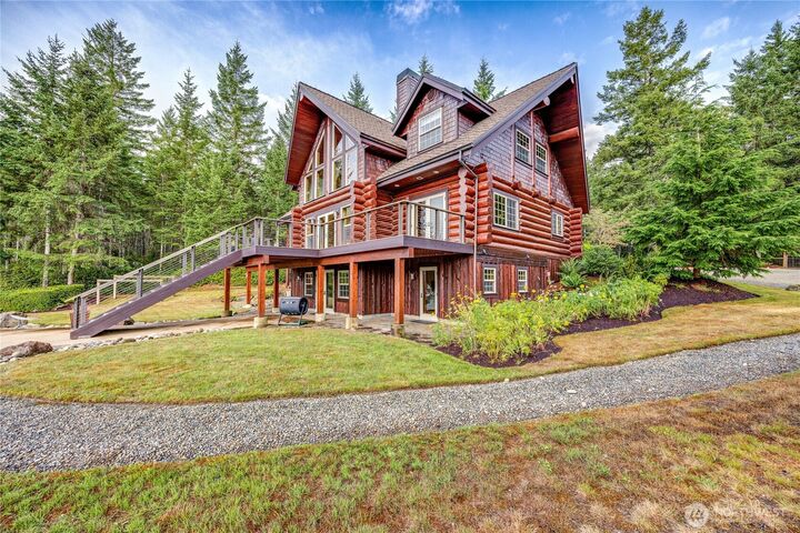 Property Photo:  23361 W Ludvick Lake Drive  WA 98380 
