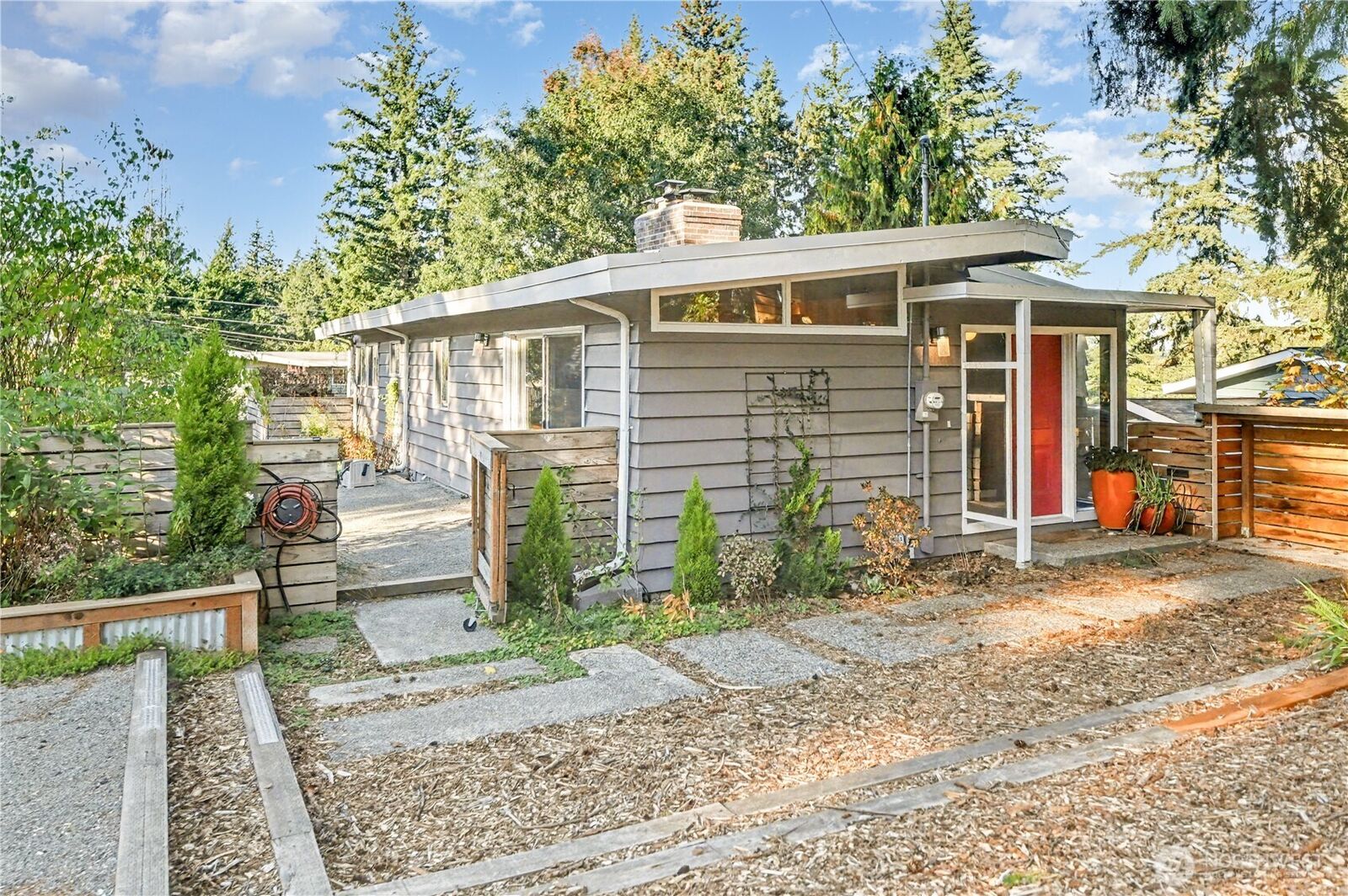 Property Photo: 18750 12th Avenue NE WA 98155