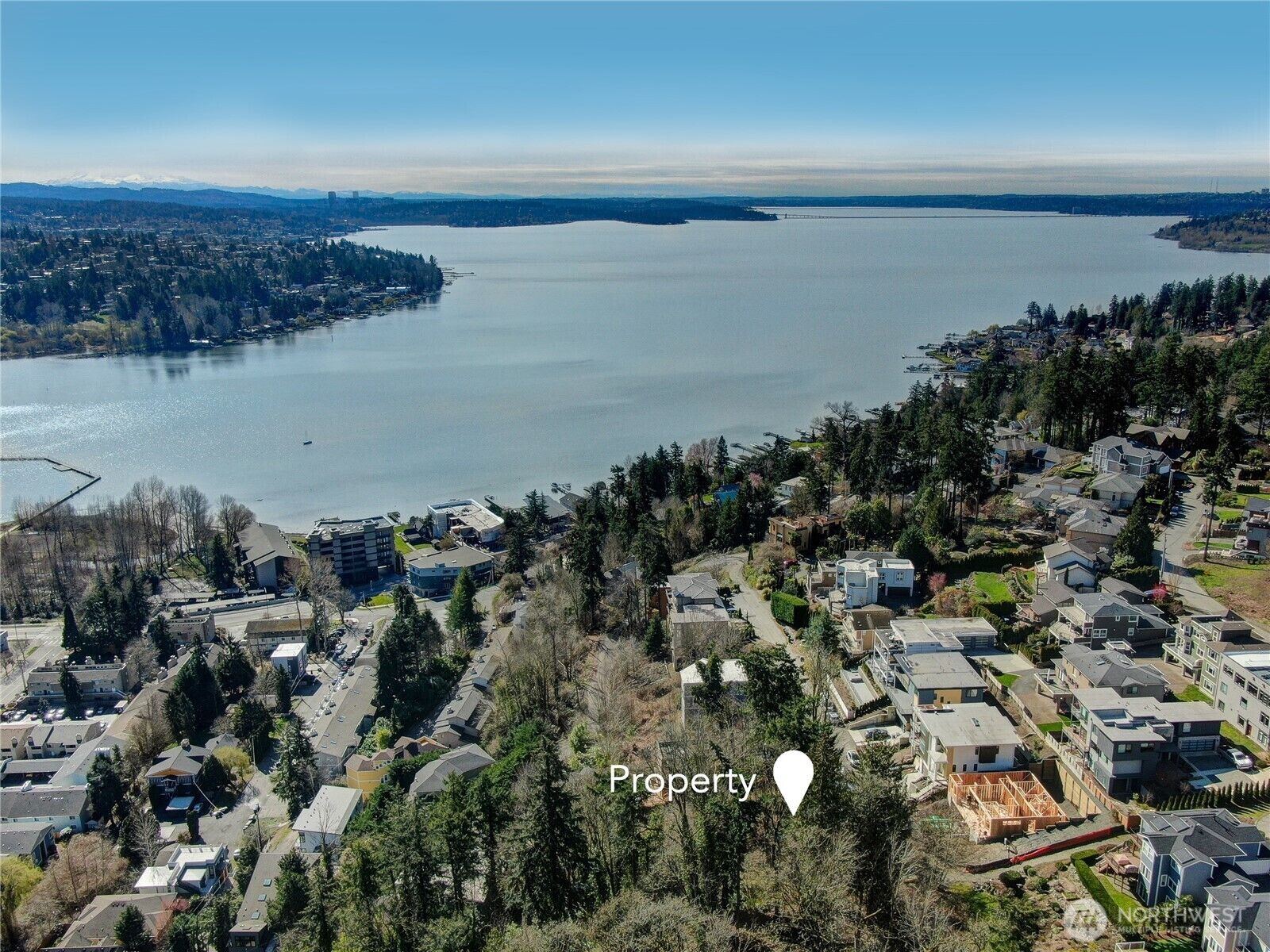 Property Photo:  118 Xx  90th Avenue NE  WA 98034 