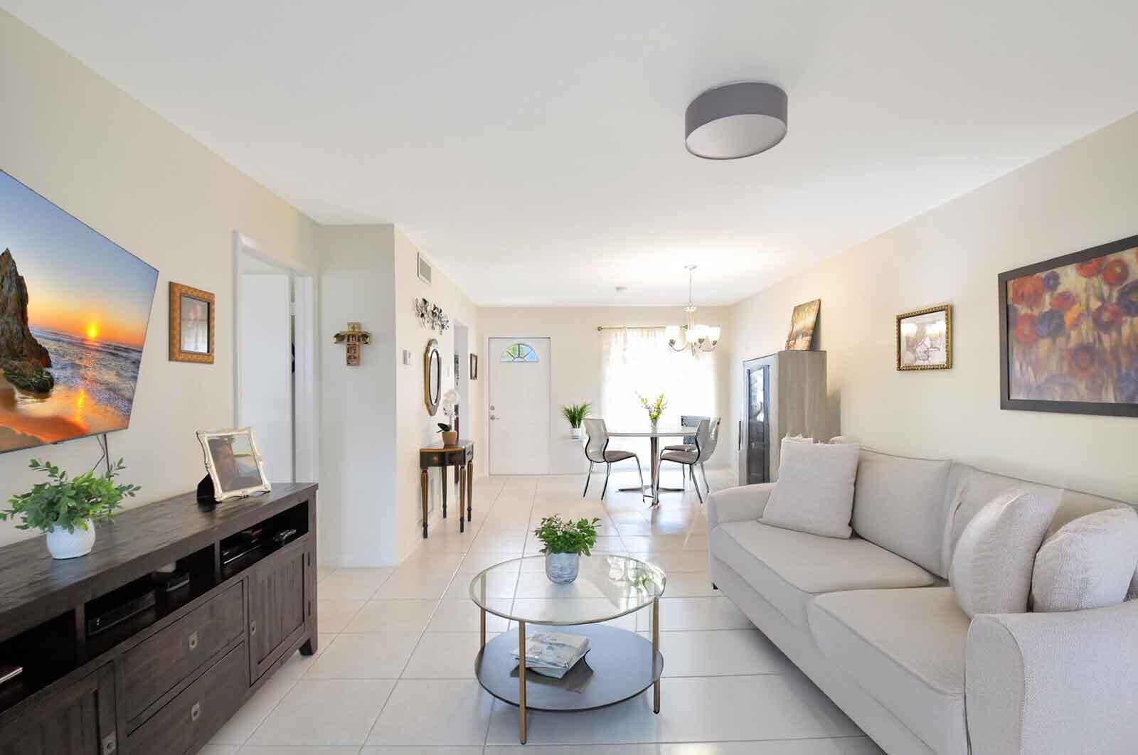 Property Photo:  860 Worcester Lane  FL 33467 