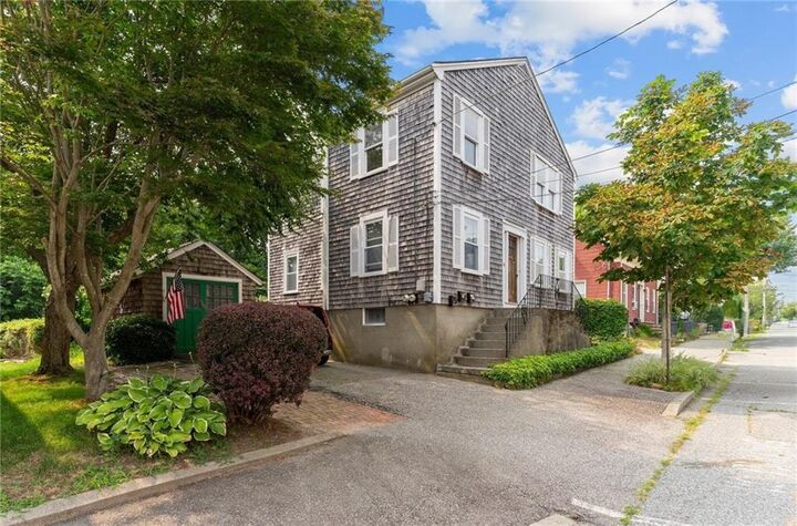 Property Photo:  10 Prospect Street  RI 02809 