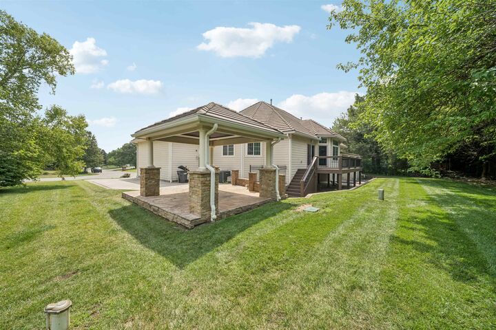 Property Photo: 1749 S Butternut St KS 67230