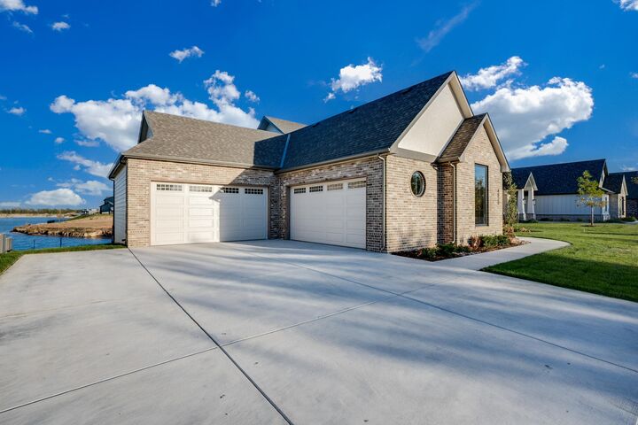 Property Photo:  4620 N Ridge Port St.  KS 67205 