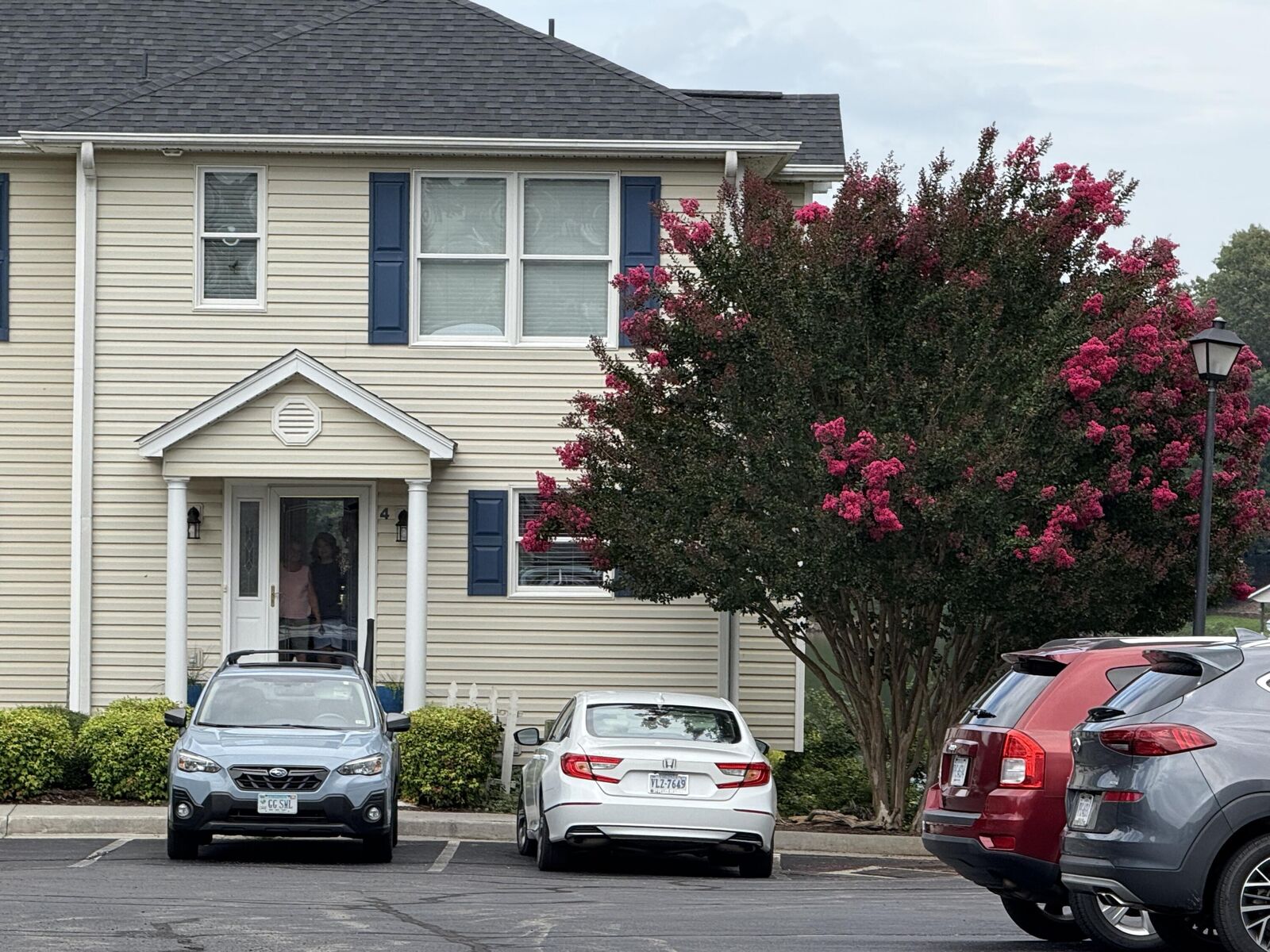 Property Photo:  575 Cambridge Ct G4  VA 24101 