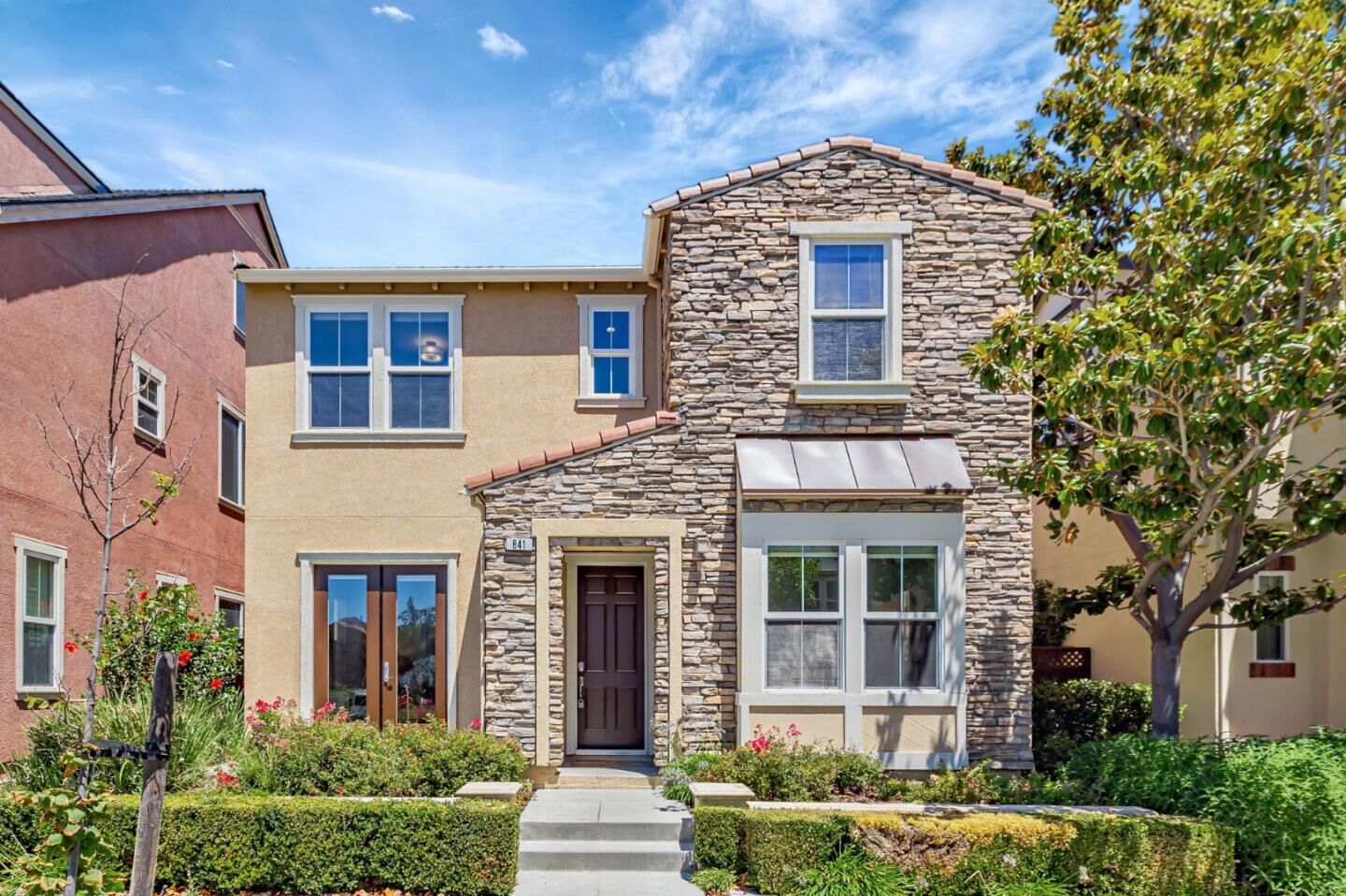 Property Photo:  841 East River Parkway  CA 95054 
